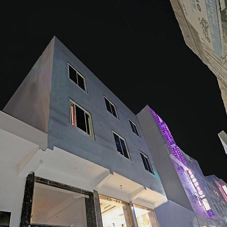 Townhouse Tark Inn Yeni Delhi Dış mekan fotoğraf