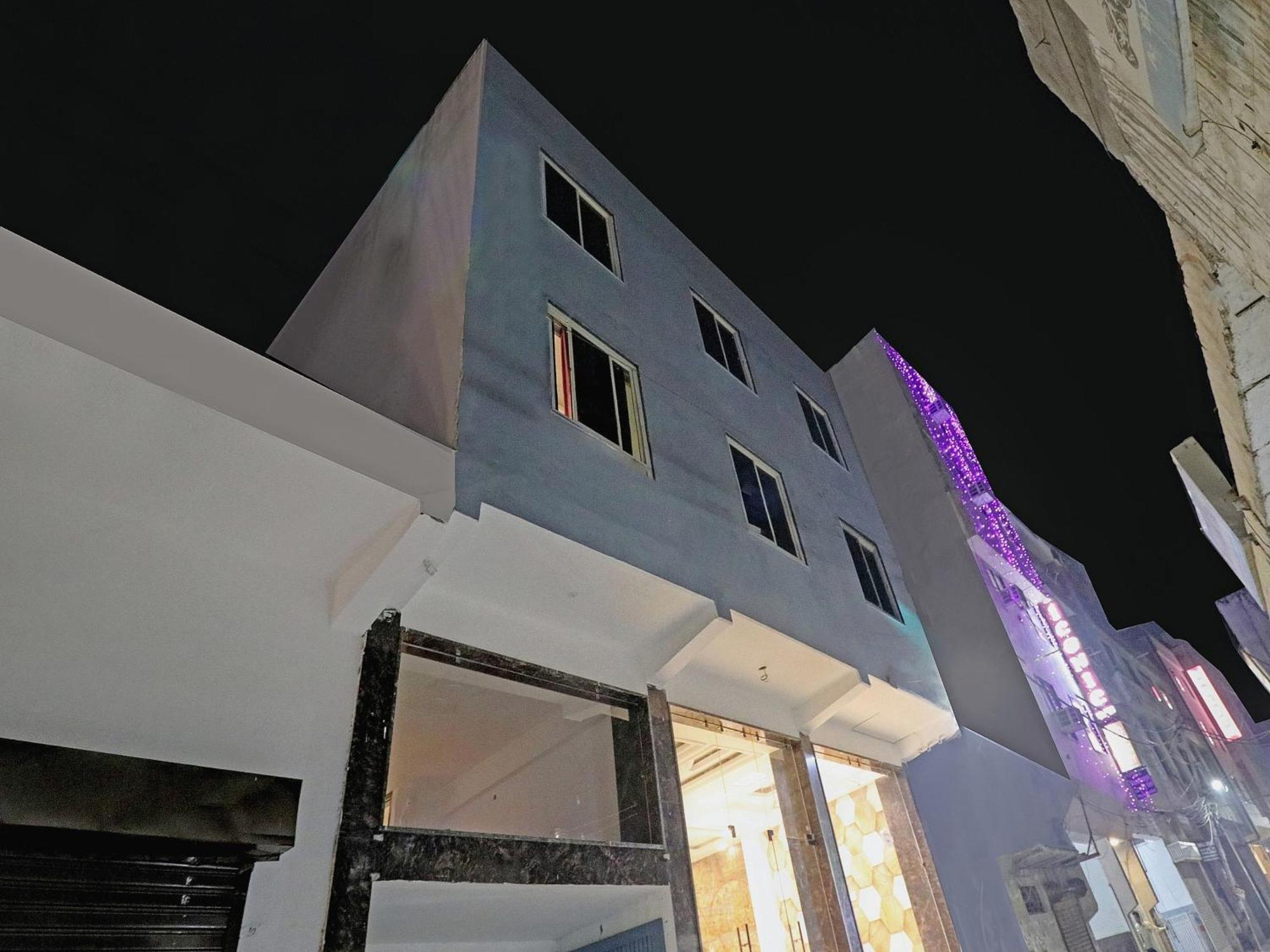 Townhouse Tark Inn Yeni Delhi Dış mekan fotoğraf